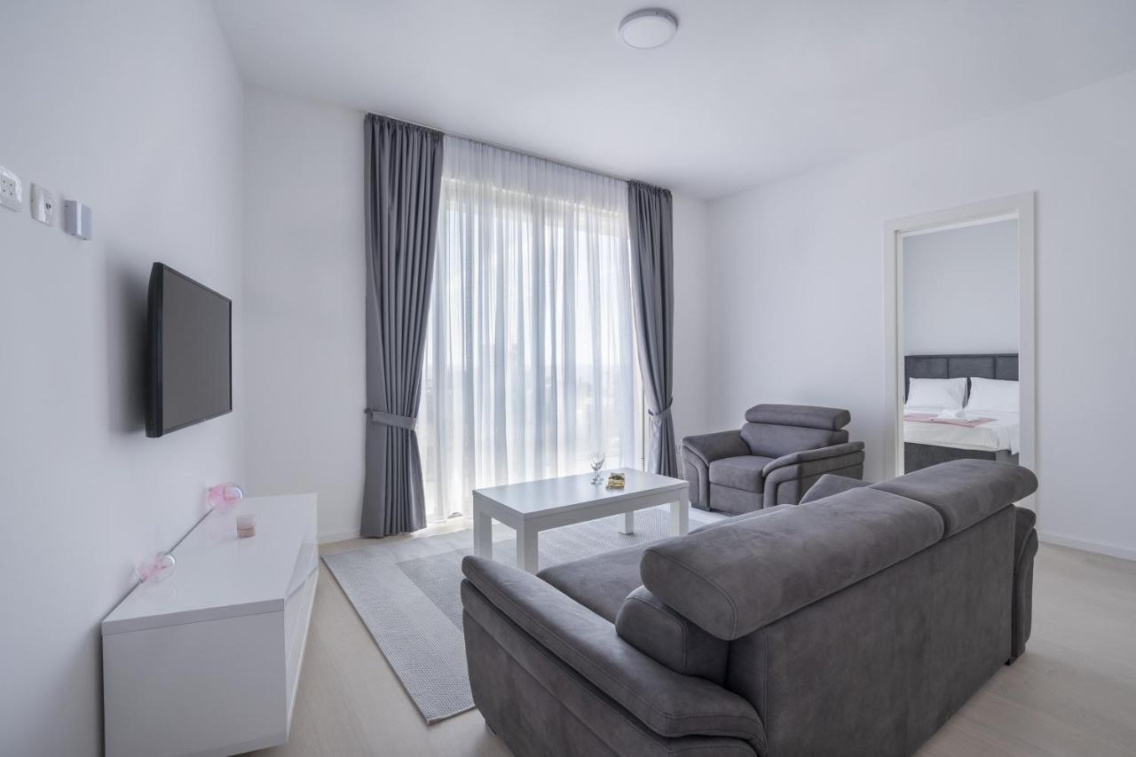 Montesun Apartments Becici Boreti Luaran gambar
