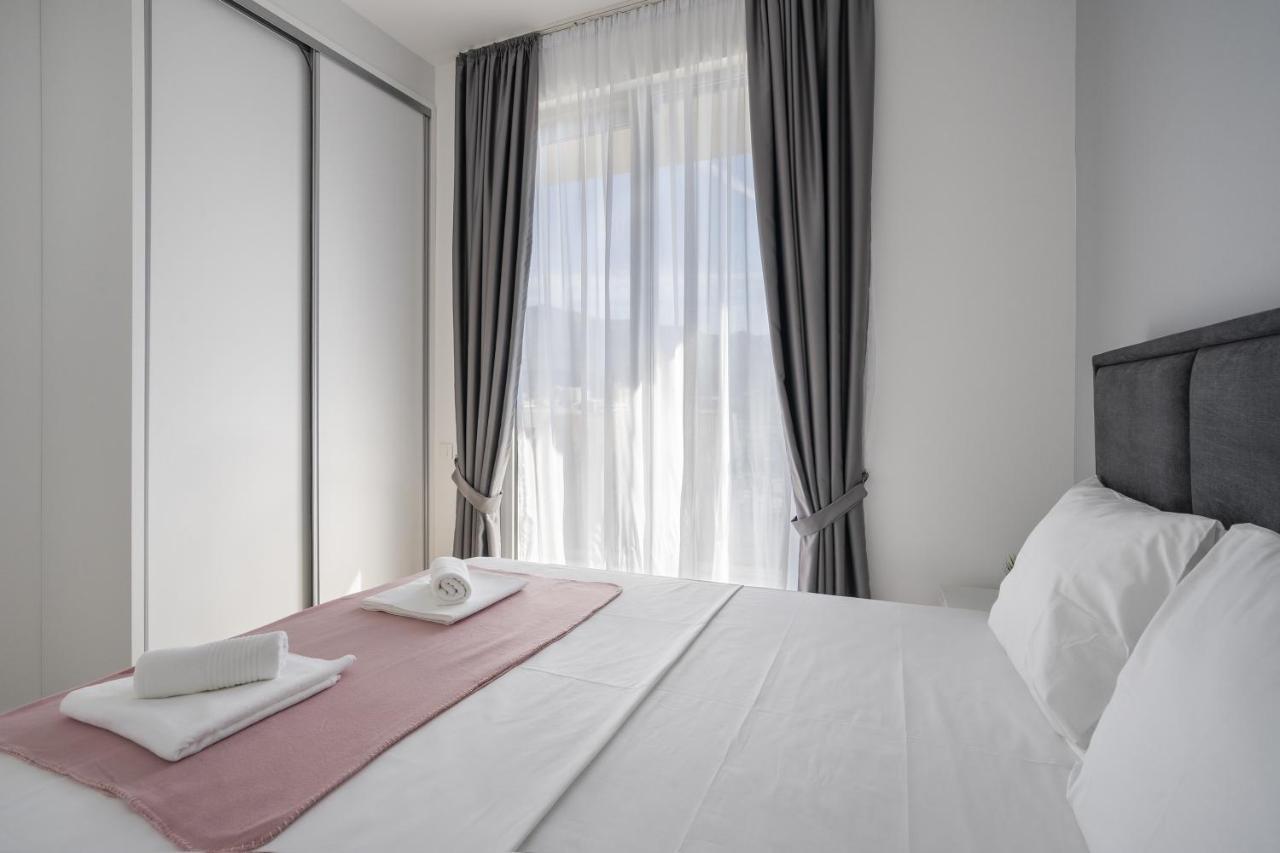 Montesun Apartments Becici Boreti Luaran gambar