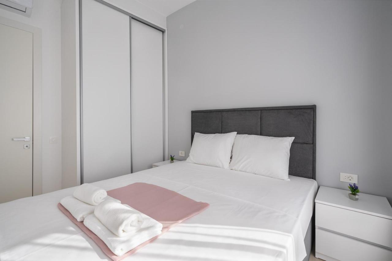 Montesun Apartments Becici Boreti Luaran gambar