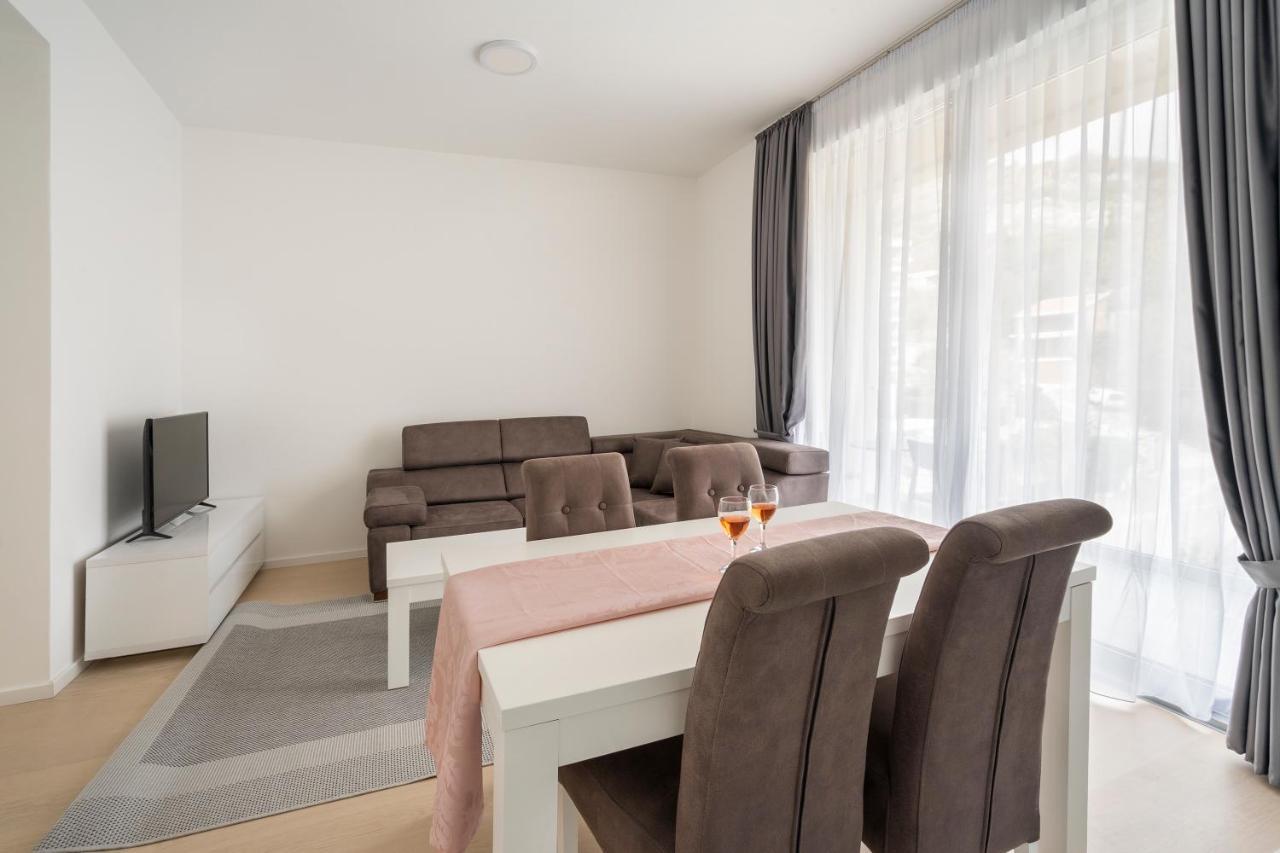 Montesun Apartments Becici Boreti Luaran gambar