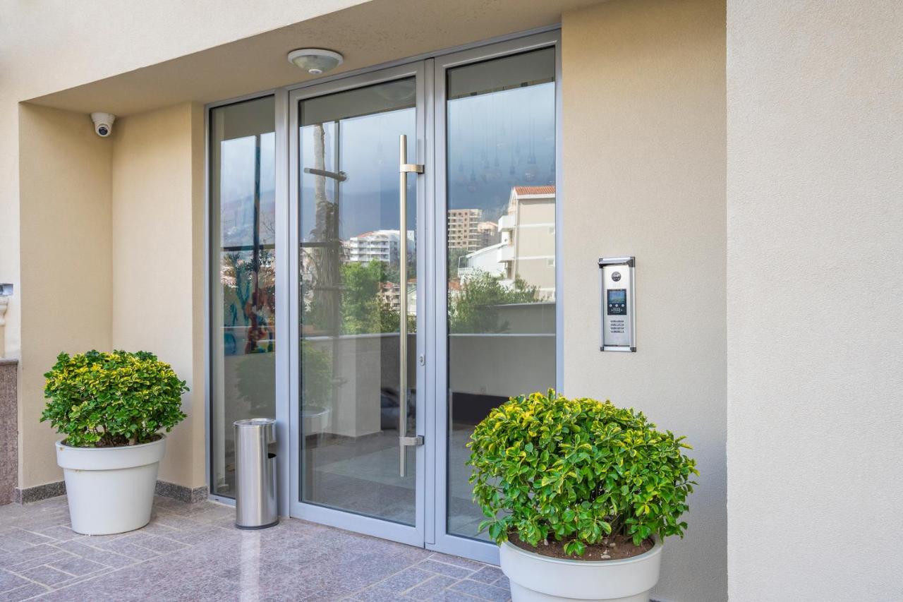Montesun Apartments Becici Boreti Luaran gambar