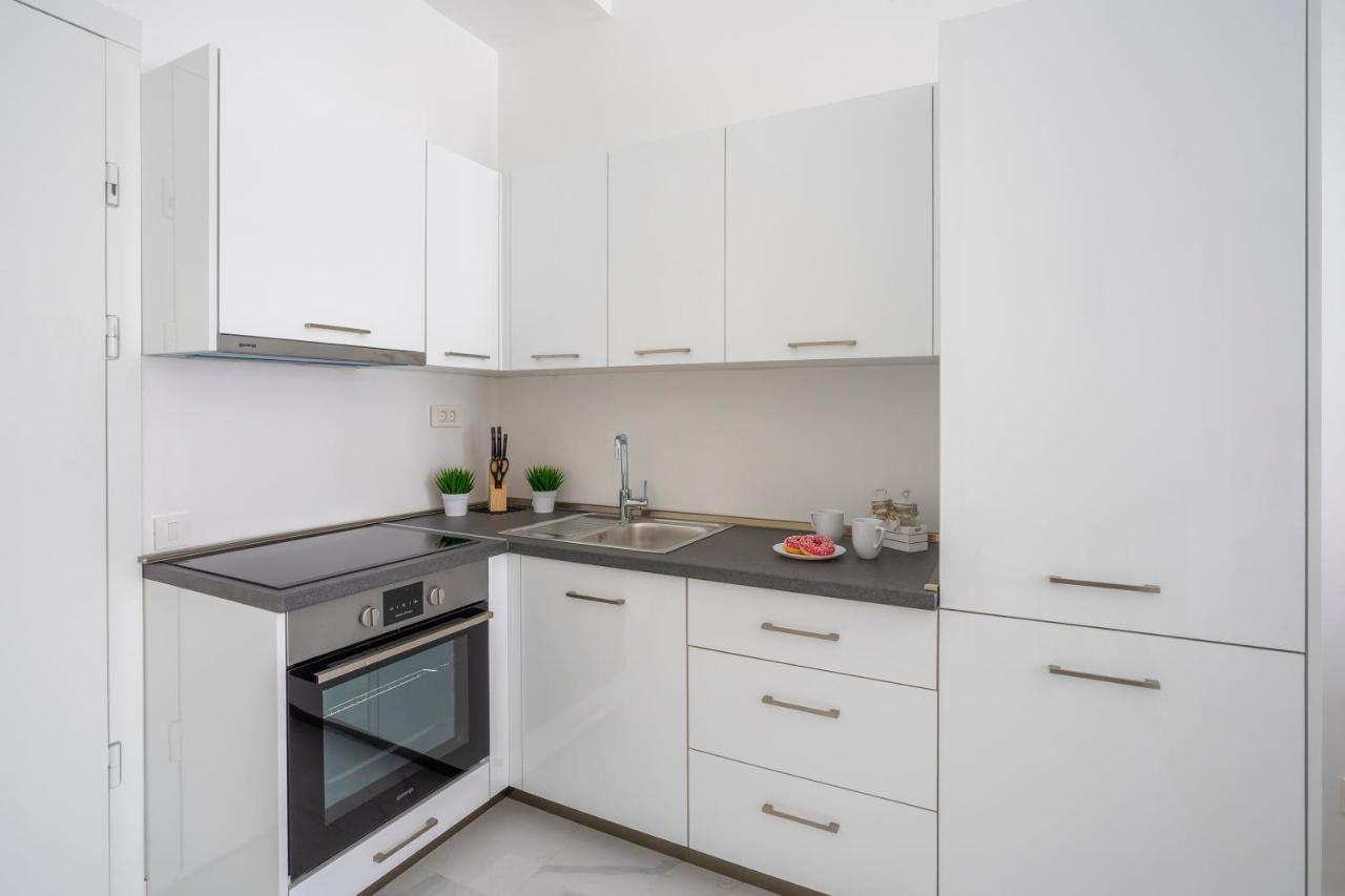 Montesun Apartments Becici Boreti Luaran gambar