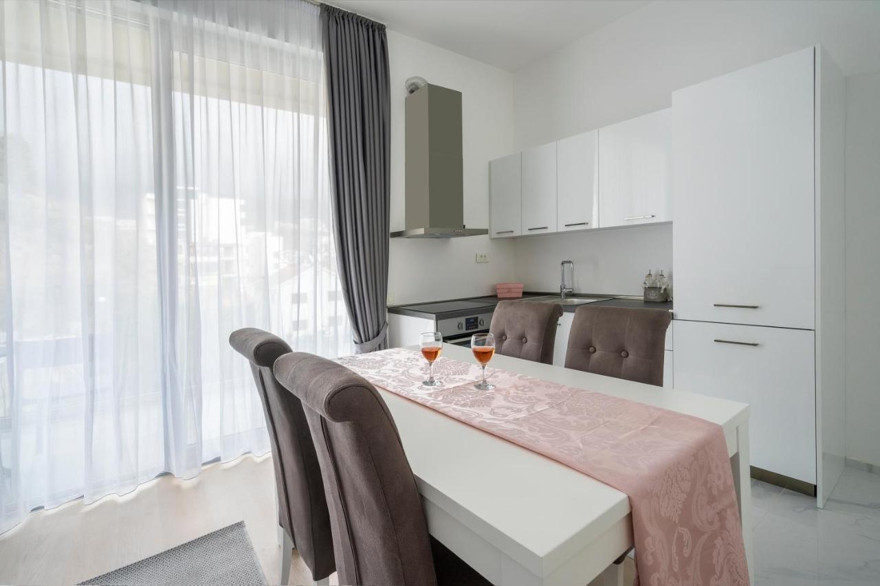 Montesun Apartments Becici Boreti Luaran gambar